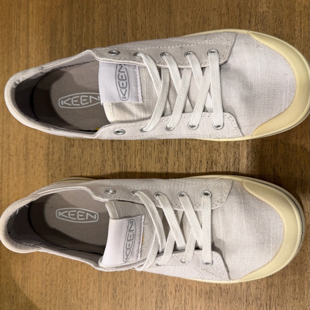 Keen - White Canvas Sneakers with Yellow Sole and Navy Trim - 8 - Picture 5 of 8